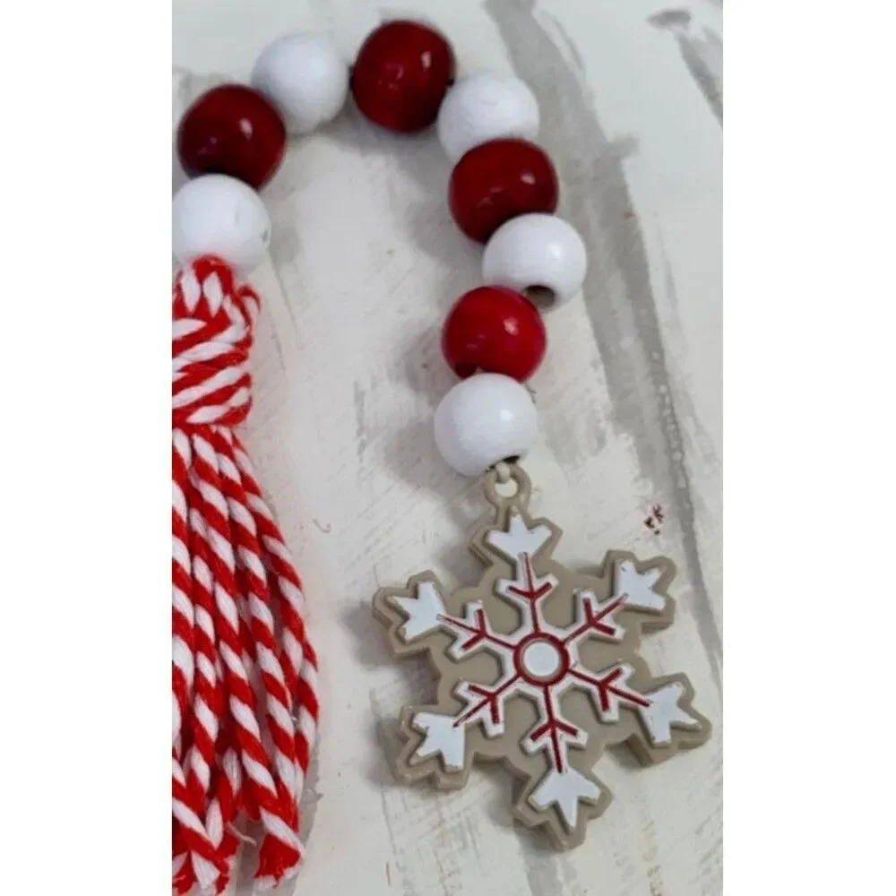 Christmas Bead Garland, Red & White Beads, Snowflake & Tassel Tiered Tray Decor